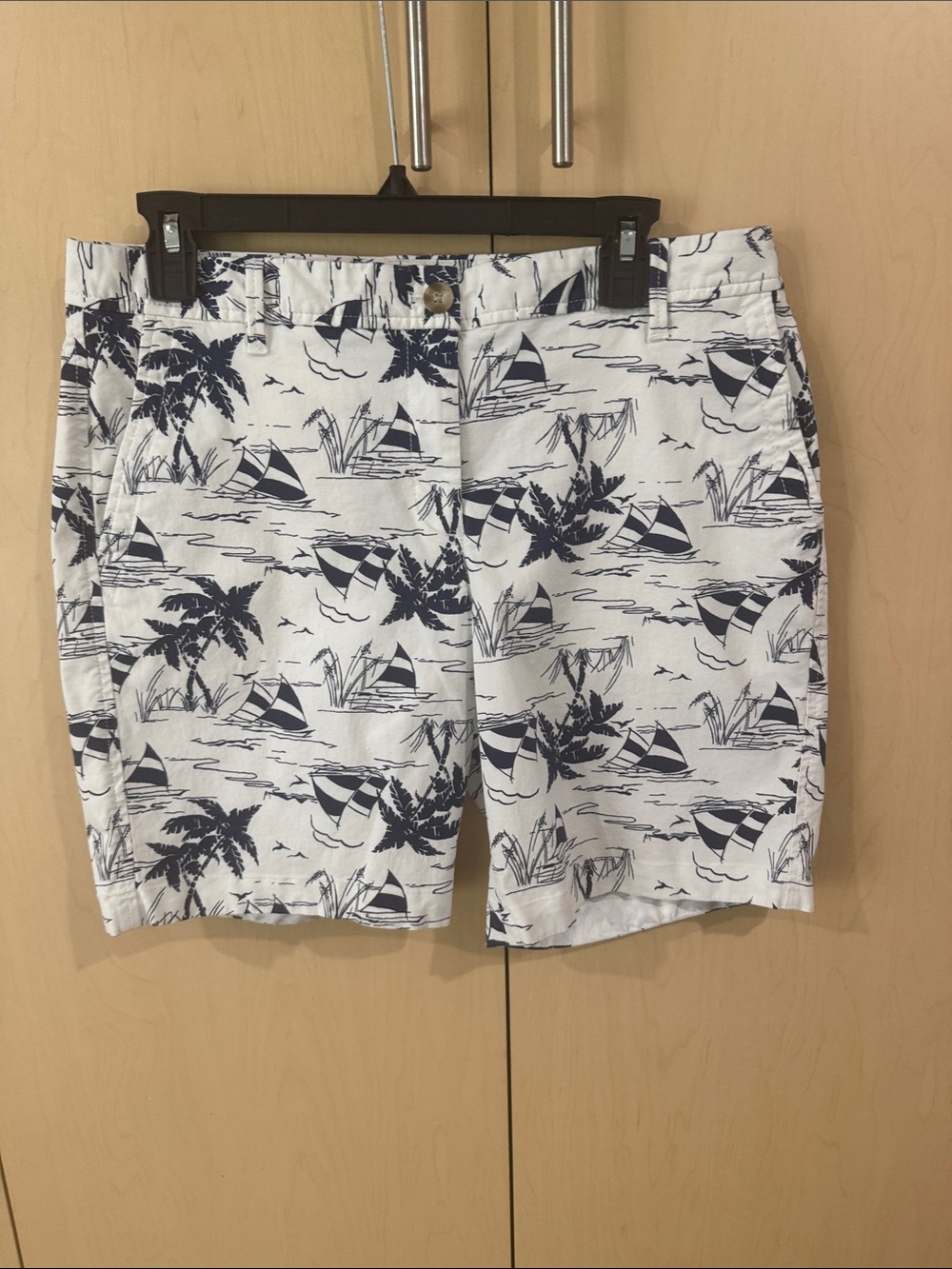 Talbots White and Navy Tropical Sailboat Swim Trunks